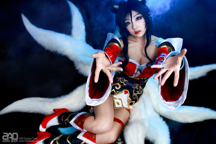 JAPANESE COSPLAY EMPRESS