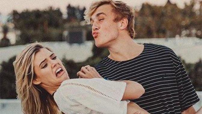 Five Women Men Should Definitely NOT Date and How It All Ends If You Do