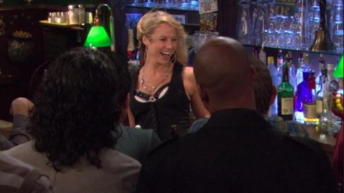 How to get the hot girl bartender - by someone who has done it!