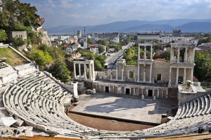 9 Reasons Why I Like Eastern Europe Better Than Western Europe!