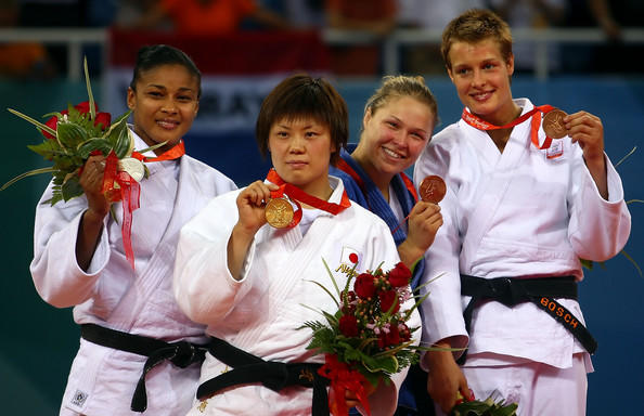 Masae with her gold medal.