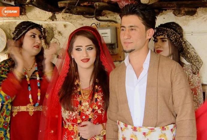 Kurdish couple in traditional clothes