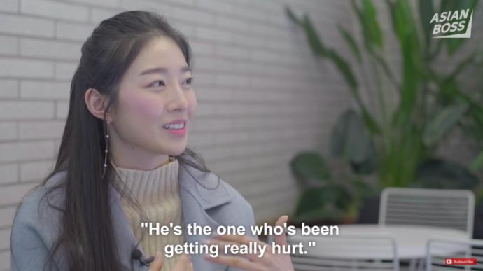 Soo Min revealing how her parents had been hurt by the negative comments