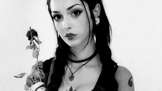 We heart it, photo story, gothic edition
