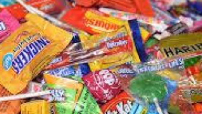 Why people should avoid sugary foods and drinks such as candy and soft drinks
