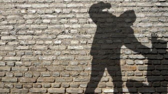 Why men dont ask help and why they dont talk about their problems