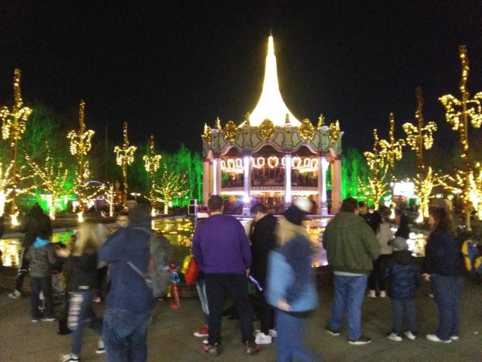 My Experience with Six Flags Great Americas Holiday in the park