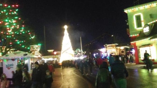 My Experience with Six Flags Great America's Holiday in the park
