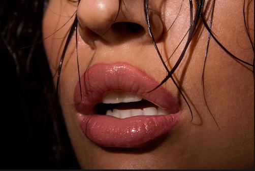 If and when your lips touch lips as sexy as these, will you kiss like a stud, or will you kiss them like a fumbling virgin?