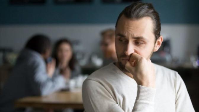 Ridiculous Things Everyone Assumes If You're Single