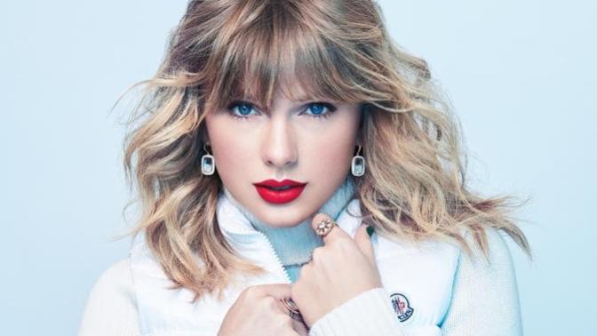 Taylor Swift donates $3000 to support fans during covid-19 outbreak.