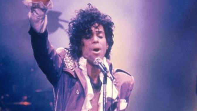Can we get some love for one of the best musicians ever to walk the planet? Yes, I'm talking about PRINCE.