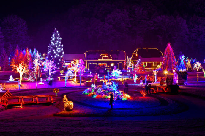 A Christmas light display myTake for 2020