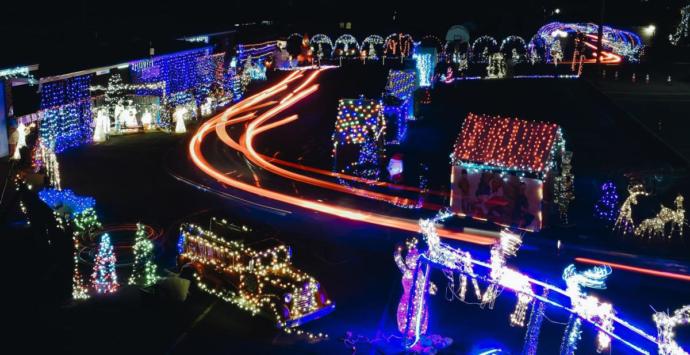 A Christmas light display myTake for 2020