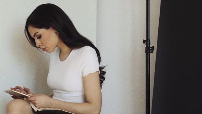 Influencers to follow for improving your femininity