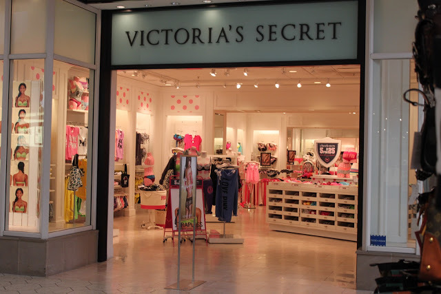 Men are Visual. Its no secret.