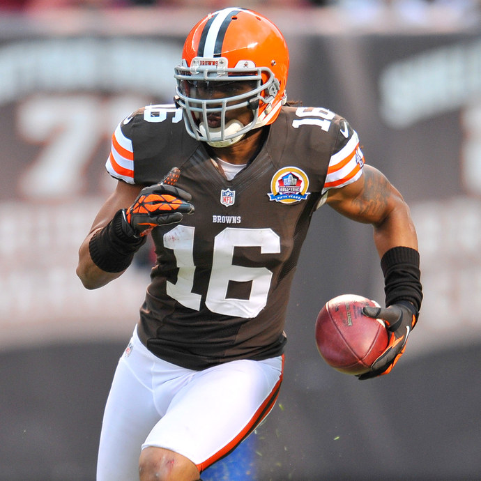 This guy? Josh Cribbs. Total Nerd. Aka loser I guess. Look it up.
