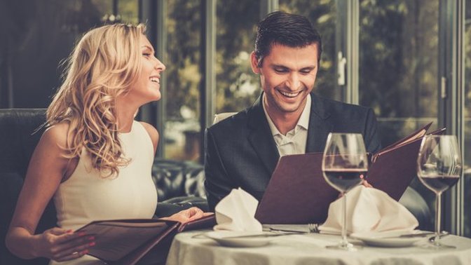 How to have a safe first date if you are a lady! (A good read for guys.