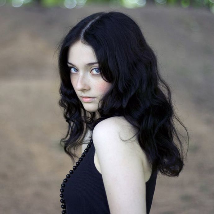 She actually looked a lot like this girl just with brown eyes