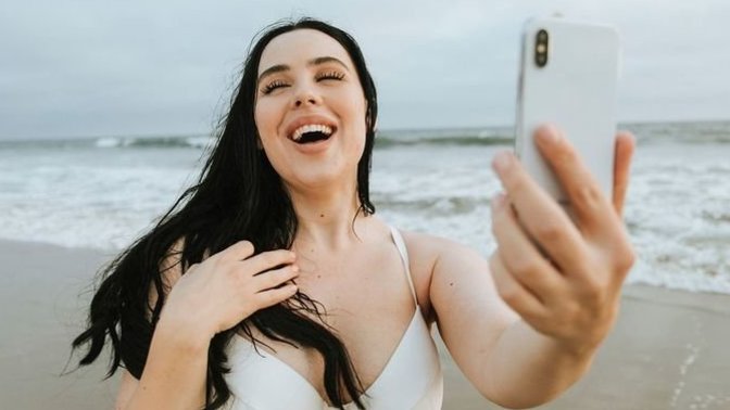 Men in relationships, when are you going to stop liking other women’s Instagram photographs!