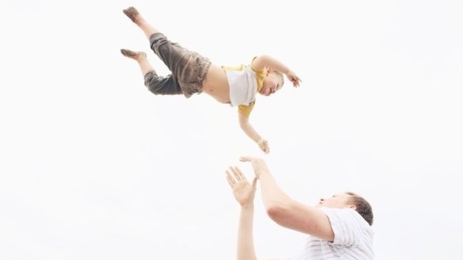 Why roughhousing is good for children