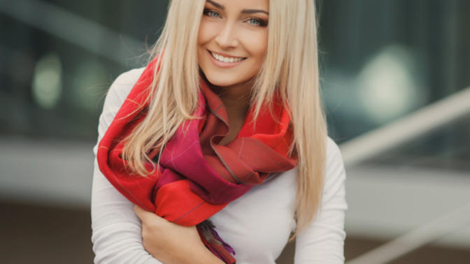 25 Ways to Wear a Scarf