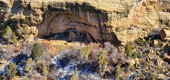 Cliff Ruins