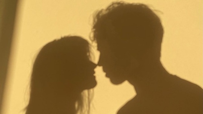 How I, the avoidant 'I hate love' 20 something year old girl, caught feelings within a week