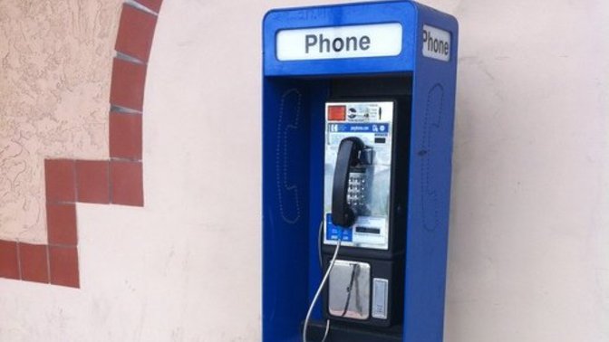 The DEATH of PAY PHONES and TELEPHONE BOXES