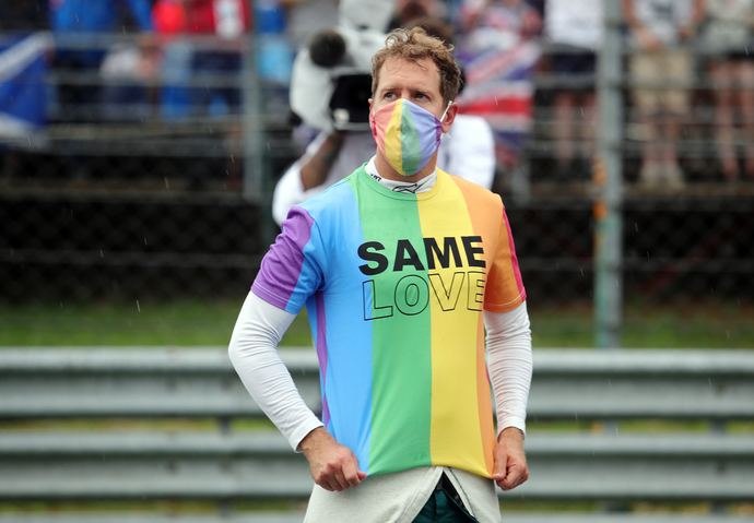 Should Politics Be Kept Out of Sports?