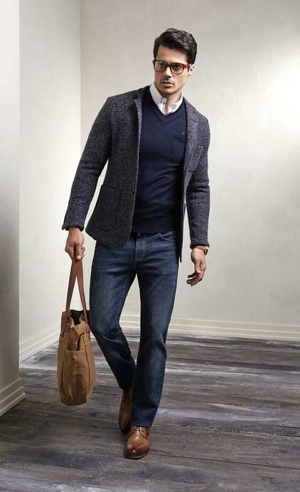 Man dressed for the Office