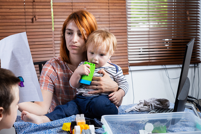 Why do some women become single mothers?