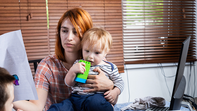 Why do some women become single mothers?