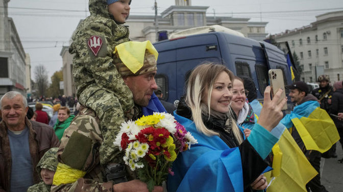 Russia retreated from Kherson. Now they should retreat from all of Ukraine.