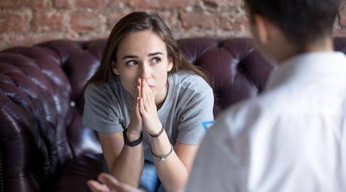 10 Tips on How to Break Bad News