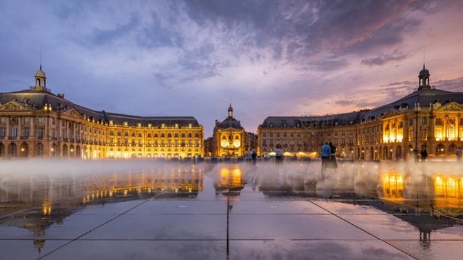 The city you should visit in France, BORDEAUX.