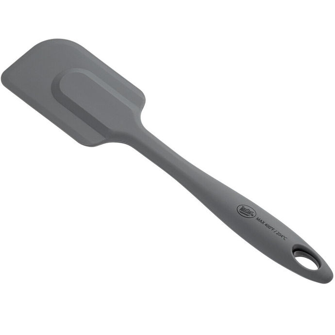 I never have called, nor will I ever call this thing a "spatula"!