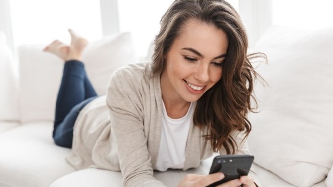 If she’s texting you nonstop there’s a 99% chance she likes you bro