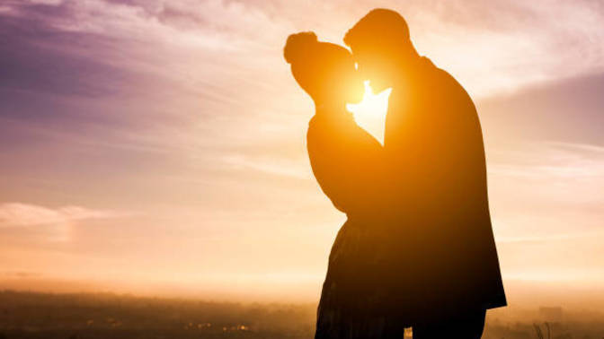 10 Dates Ideas To Save Your Romantic Relationship