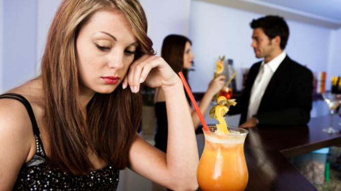 10 Tips for Surviving the Holidays for the Newly Single