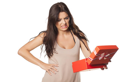 The Worst of the Worst - 5 Gifts to NEVER Give Your Girlfriend