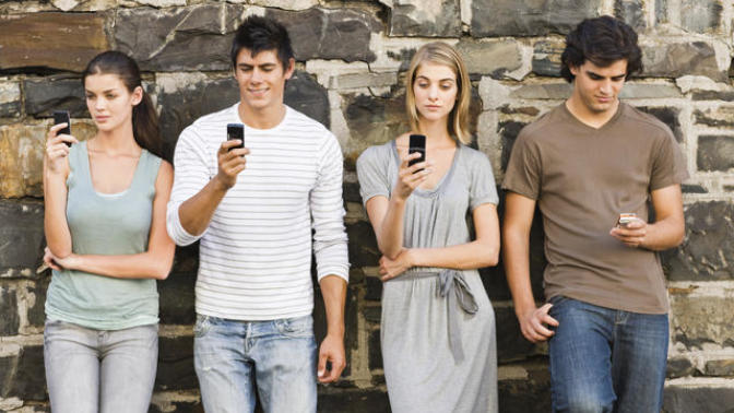 I hate texting in a relationship; dating now is way harder than it was 20 years ago