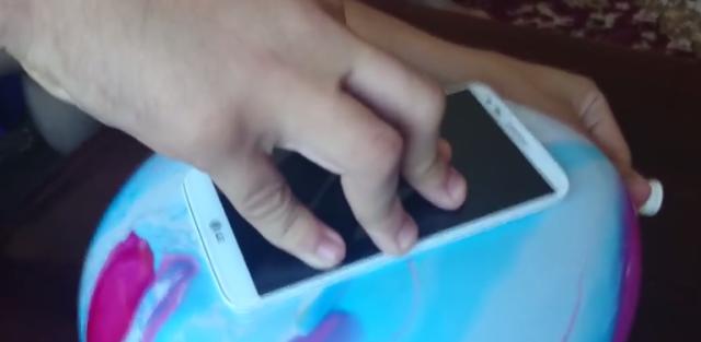 How to make a cool mobile phone case or tablet case out of balloon #DIY