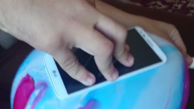 How to make a cool mobile phone case or tablet case out of balloon #DIY