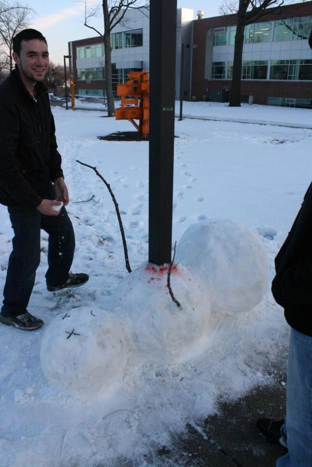 7 Hilariously Clever and Funny Snow Sculptures