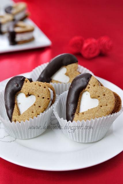 14 Delicious Ways To Romance An Appetite This Valentine's Day