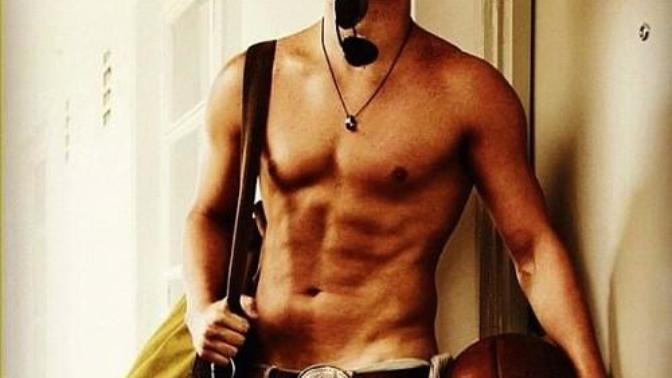 ABS-olutely Sexy: Just for the GaG Ladies