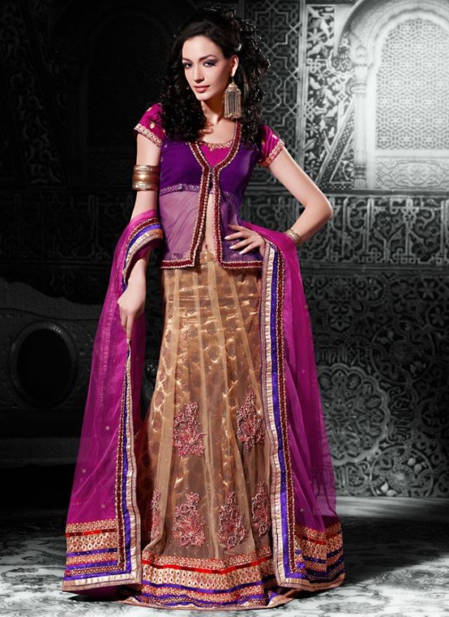 Cultural And Traditional Pakistani Wears