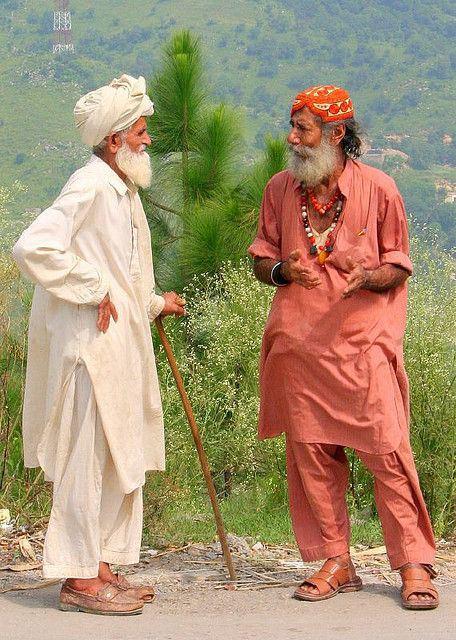 Cultural And Traditional Pakistani Wears