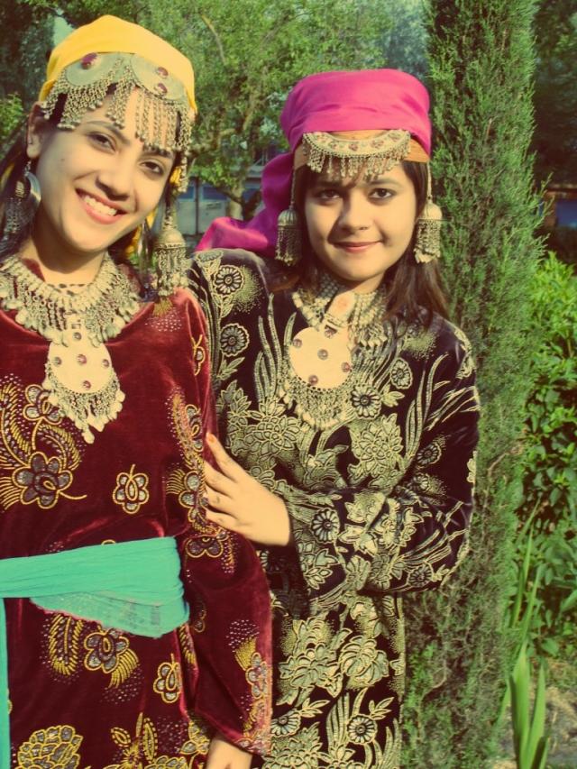 Cultural And Traditional Pakistani Wears